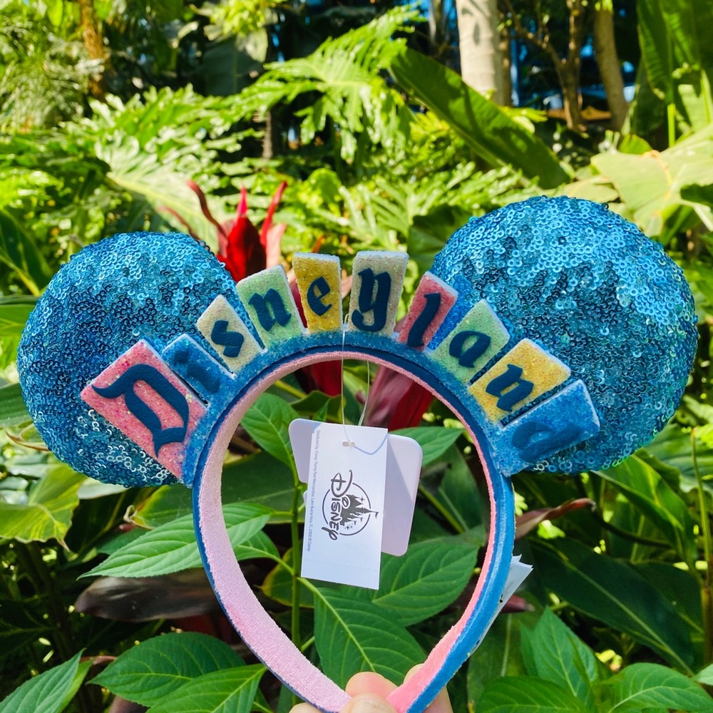 Disneyland Marquee Sign Headband - Picture 2 of 4